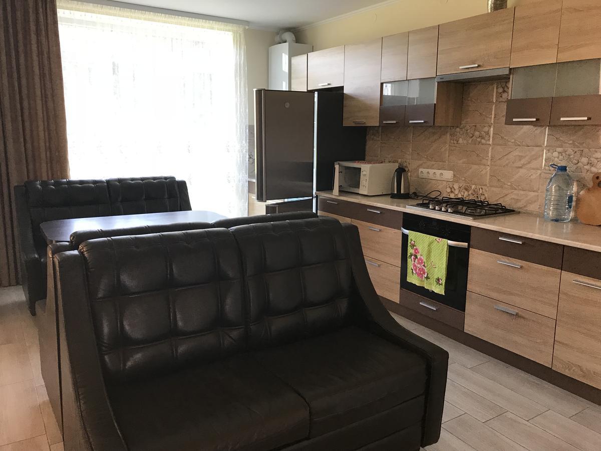 ترنوبل Gostynnyi Dvir Cottage المظهر الخارجي الصورة