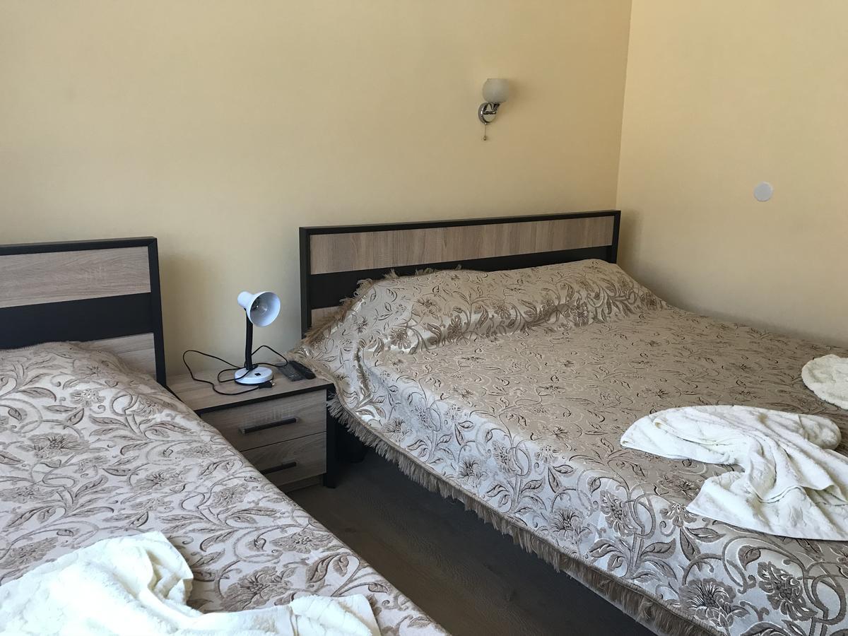 ترنوبل Gostynnyi Dvir Cottage المظهر الخارجي الصورة